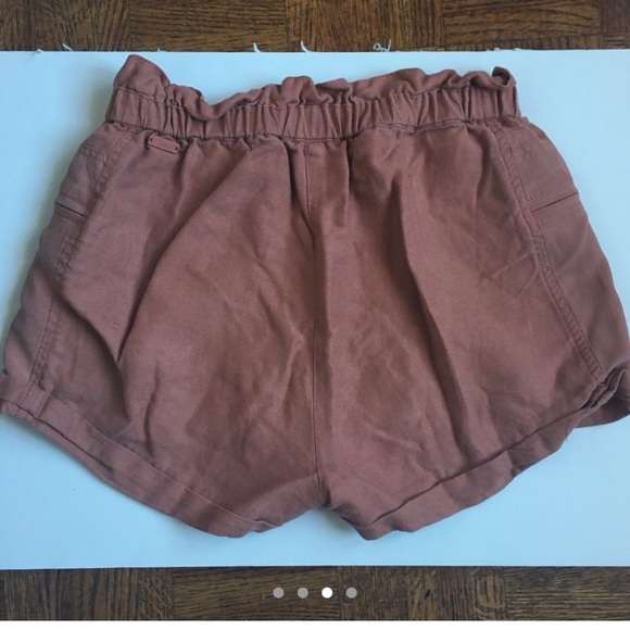Aritzia Wilfred Cotton Blend Shorts - Picture 3 of 4